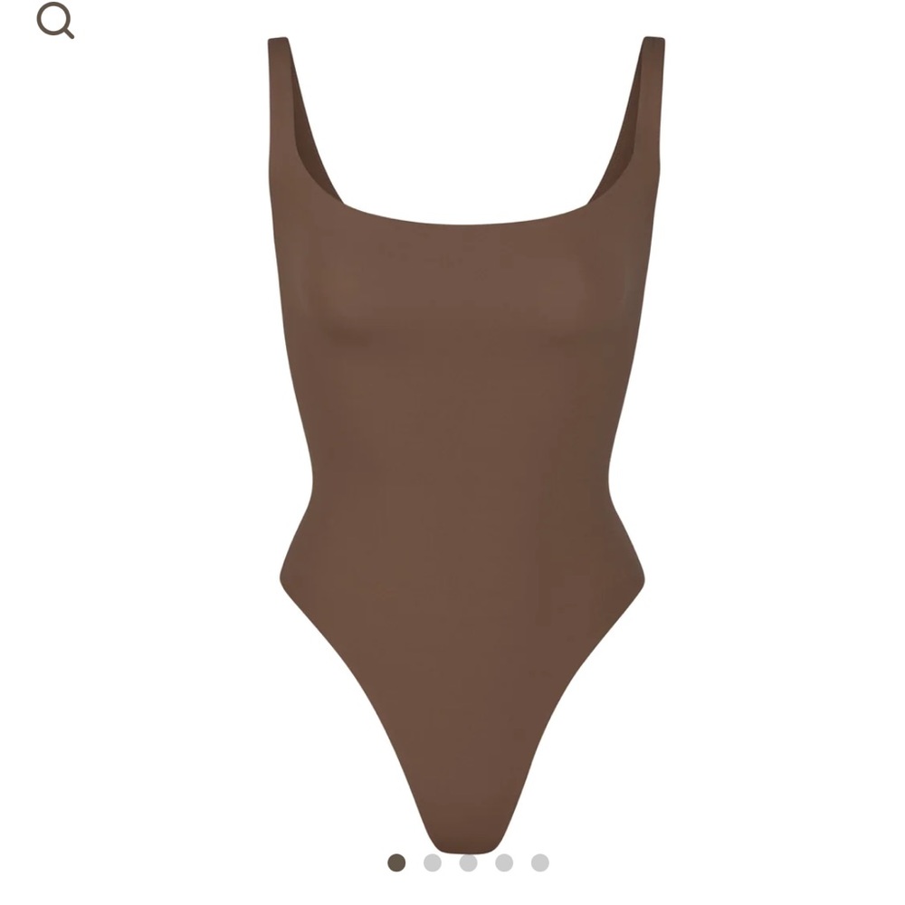 SKIMS Fits Everybody Square Neck Bodysuit